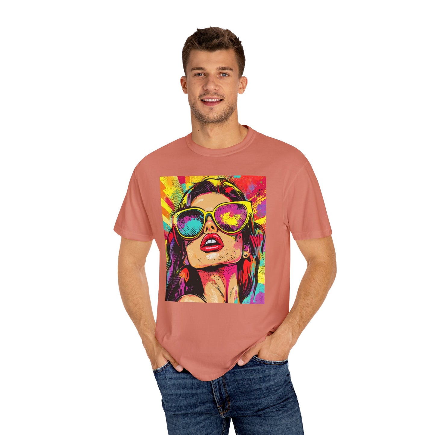 Pop Art Queenie Unisex T-paita