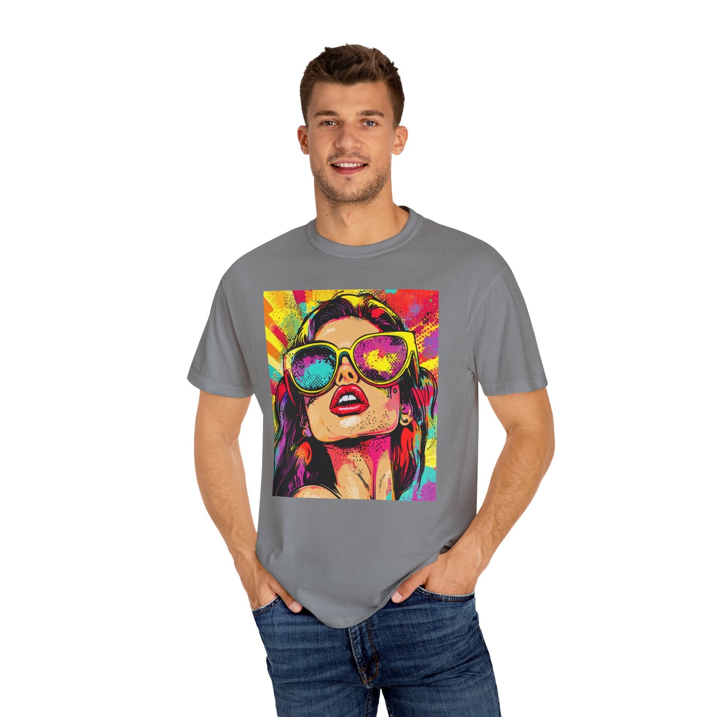 Pop Art Queenie Unisex T-paita