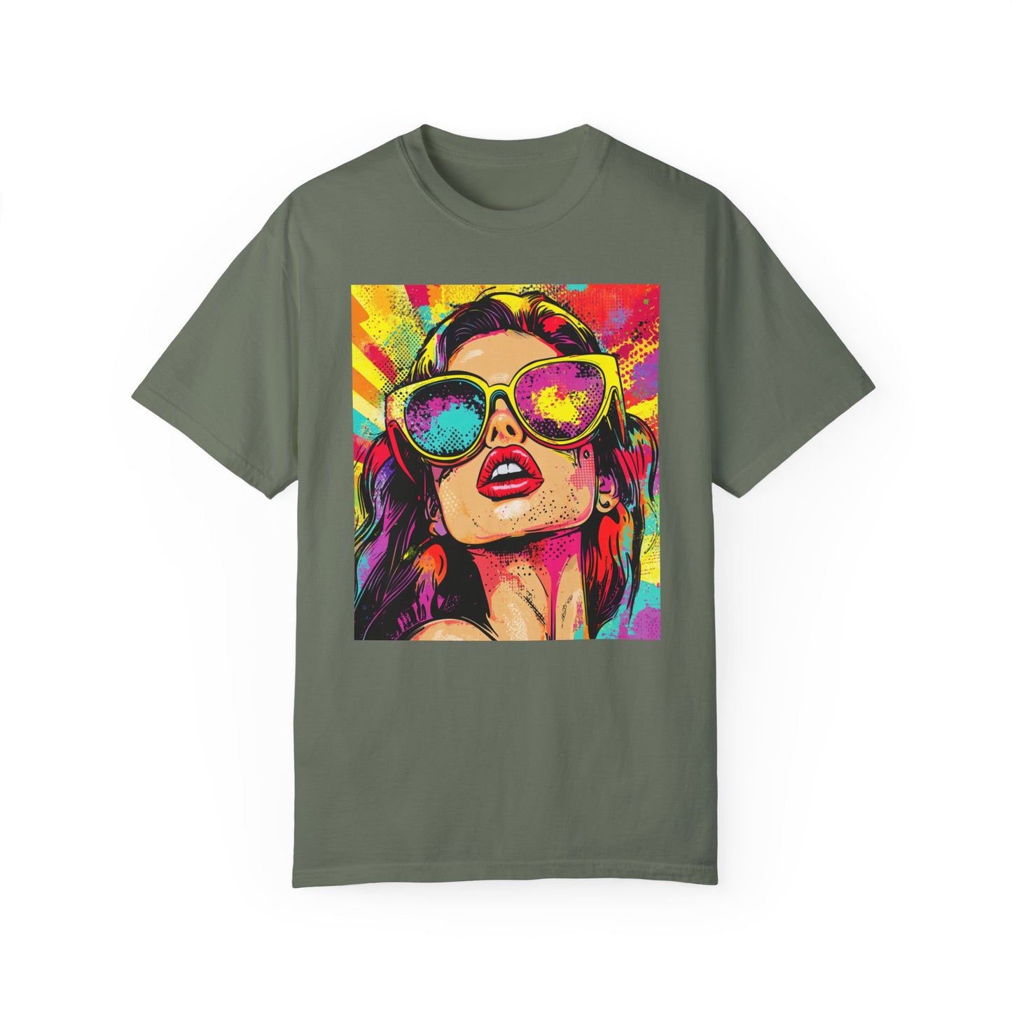 Pop Art Queenie Unisex T-paita